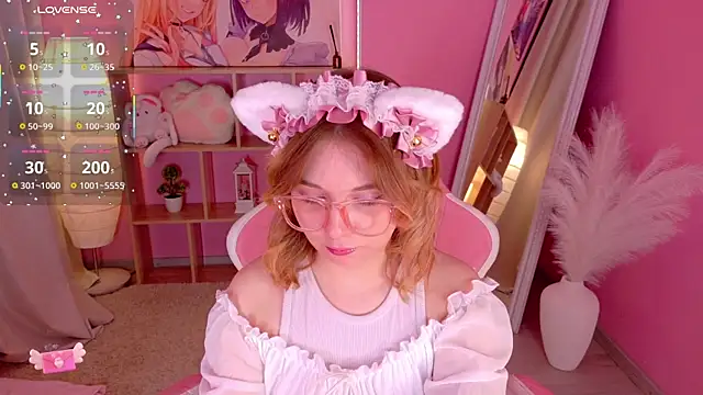 Coconut Mia online show from July 28, 10:20 pm