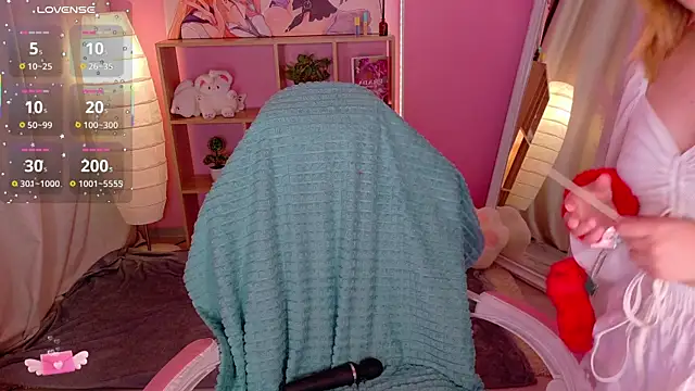 Coconut Mia online show from July 21, 11:49 pm
