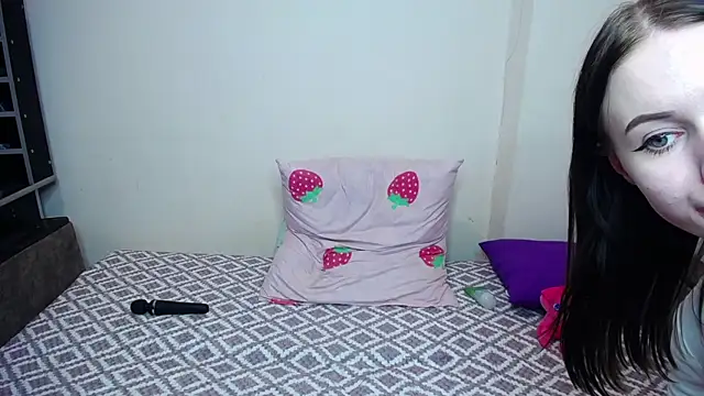 Olivia Graceee online show from December 21, 9:57 am