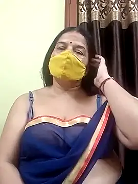 Snapshot of IndianAngle chatting on September 27, 9:00 pm IndianAngle online show from September 27, 9:00 pm