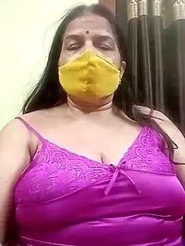 Snapshot of IndianAngle chatting on October 7, 9:52 pm IndianAngle online show from October 7, 9:52 pm