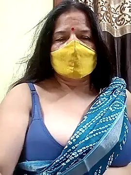 Snapshot of IndianAngle chatting on September 14, 8:40 pm IndianAngle online show from September 14, 8:40 pm