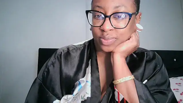 Nyxie Chaos online show from December 3, 3:25 pm