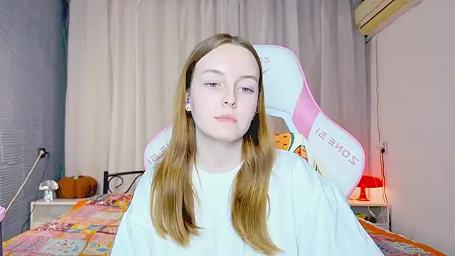 Wild  flowers online show from November 14, 7:25 pm