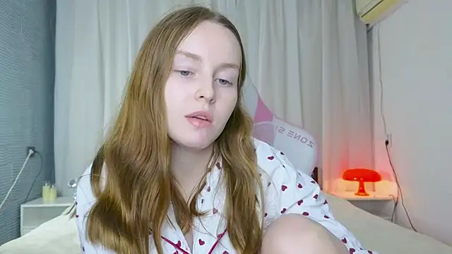 Snapshot of Wild__flowers chatting on September 29, 11:21 pm Wild flowers online show from September 29, 11:21 pm