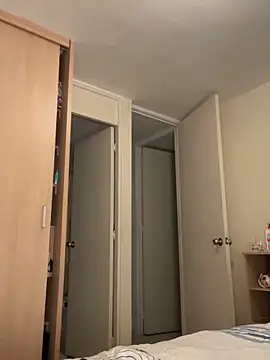 juanasnz99 online show from December 1, 4:27 am