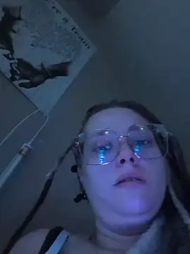 Lalalynn online show from August 3, 11:54 pm