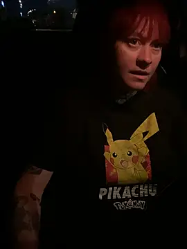 poussichienne online show from June 18, 2:24 am