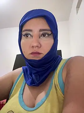 hannahayat online show from June 5, 12:22 pm