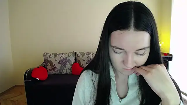 Pretty shy online show from March 5, 10:00 am