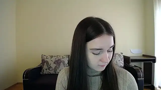 Snapshot of Pretty_shy chatting on December 2, 9:21 am Pretty shy online show from December 2, 9:21 am