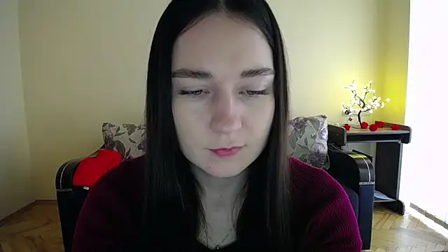 Pretty shy online show from April 4, 9:19 am