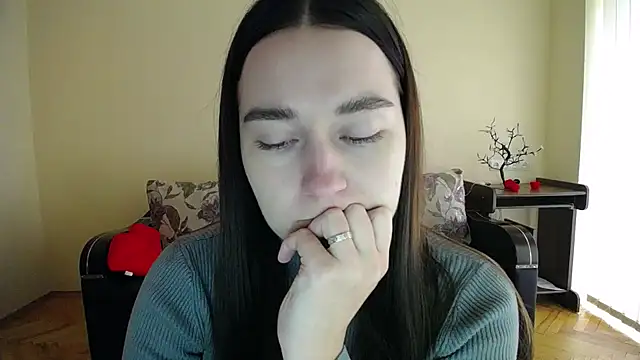 Snapshot of Pretty_shy chatting on October 14, 11:46 am Pretty shy online show from October 14, 11:46 am