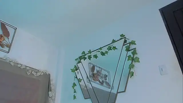 BonnieCute  online show from November 28, 11:52 pm