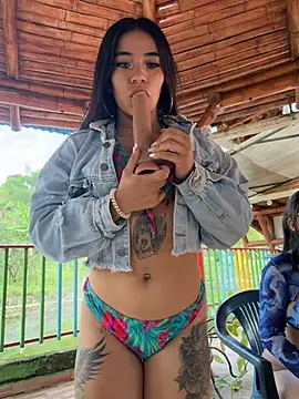 Megan Thompsonn online show from July 16, 2:21 pm