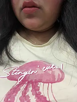 smile pretty online show from February 10, 5:49 pm