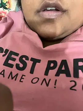 smile pretty online show from November 11, 7:44 pm