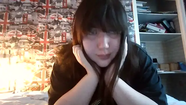 Snapshot of Lynylou chatting on September 26, 4:15 pm Lynylou online show from September 26, 4:15 pm