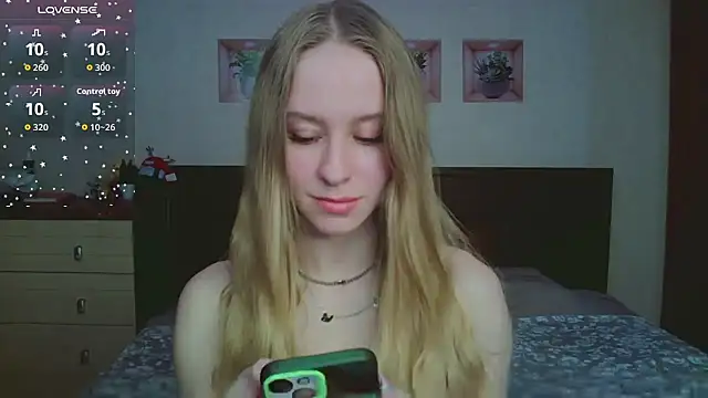 Lily  Devil online show from February 20, 3:02 pm