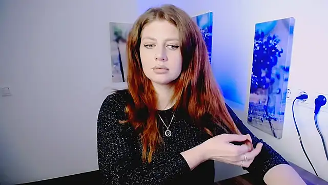 Lizzy Love online show from February 19, 1:54 pm