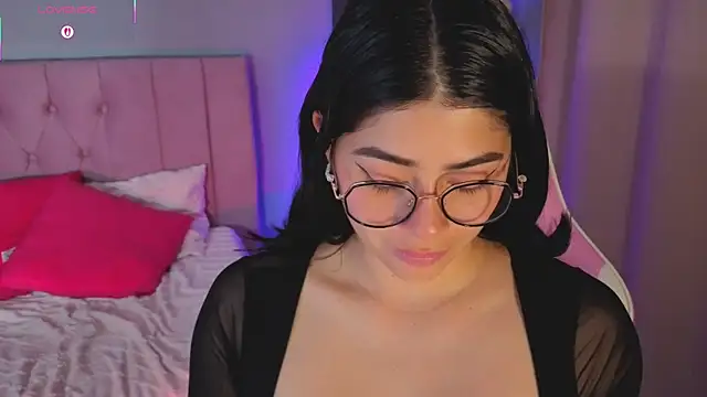 LoaLuxury online show from December 4, 1:02 pm