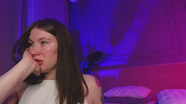 Liv Fay online show from November 20, 4:19 pm