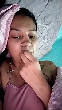 Tiphanydirty3 online show from September 25, 3:49 am