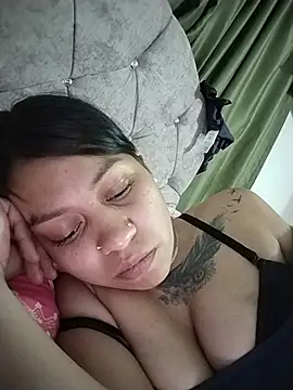Tiphanydirty3 online show from June 14, 2:24 am
