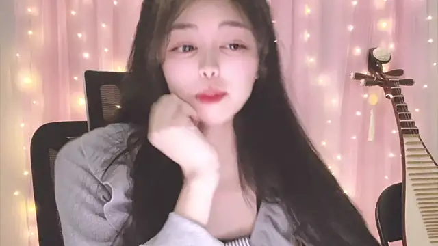 ---MIA--- online show from October 24, 2:13 pm