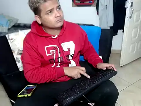 Boycuriousxxx online show from October 19, 12:40 pm