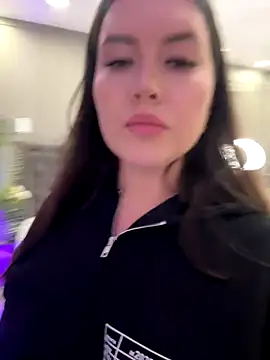 TrishaWinslet online show from October 21, 10:41 am