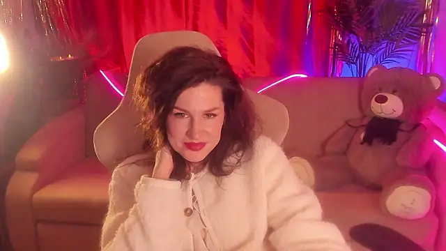 April o Nill online show from January 17, 2:13 pm