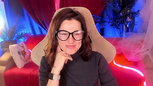 April o Nill online show from February 28, 12:04 pm