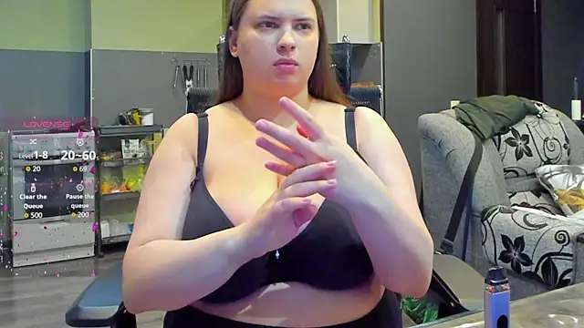 1lindsey1 online show from October 4, 3:27 pm