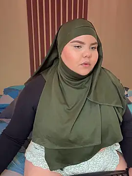 Snapshot of _Shara_Handal_ chatting on October 3, 9:14 am Shara Handal online show from October 3, 9:14 am