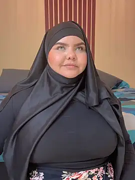Snapshot of _Shara_Handal_ chatting on September 25, 7:07 am Shara Handal online show from September 25, 7:07 am