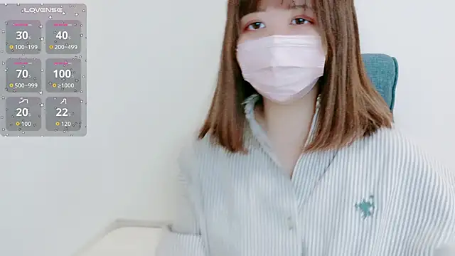 MoMoka jp online show from March 22, 1:06 pm