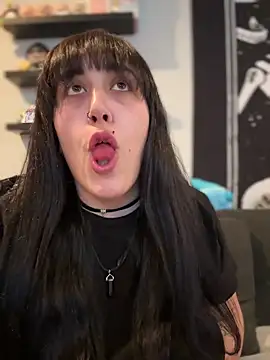 ThicBunz online show from November 4, 6:13 pm