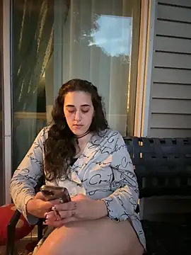 ThicBunz online show from June 11, 12:32 am
