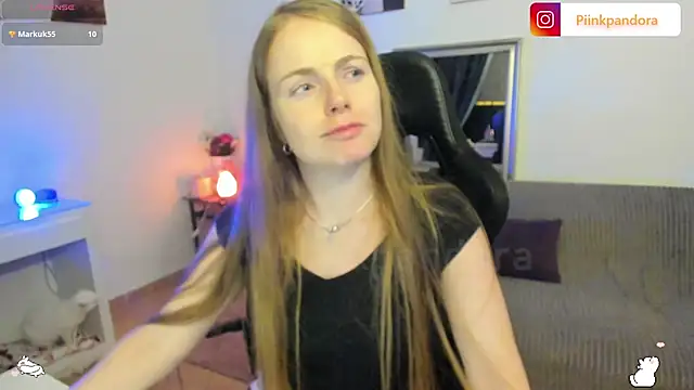 Piinkpandora online show from February 28, 10:20 pm