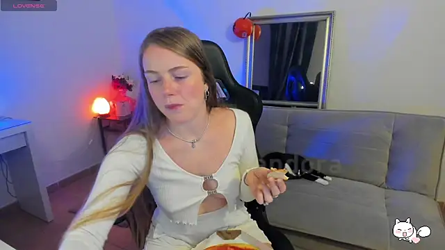 Piinkpandora online show from October 25, 10:05 pm