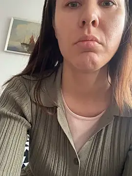 Sara darling online show from November 19, 10:59 am