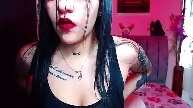 Violettasquirt online show from October 3, 2:44 pm