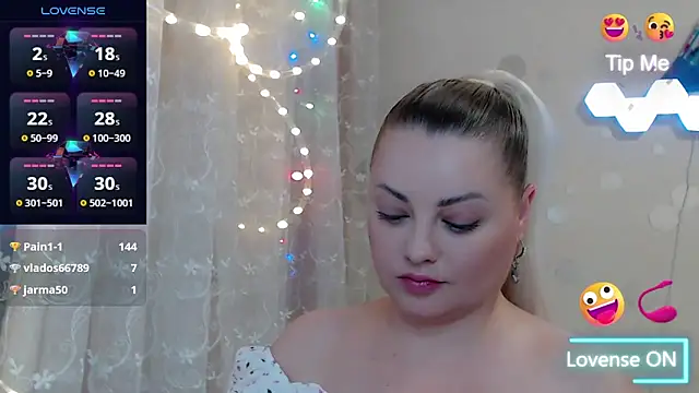 JewellKiss7 online show from June 9, 7:46 pm