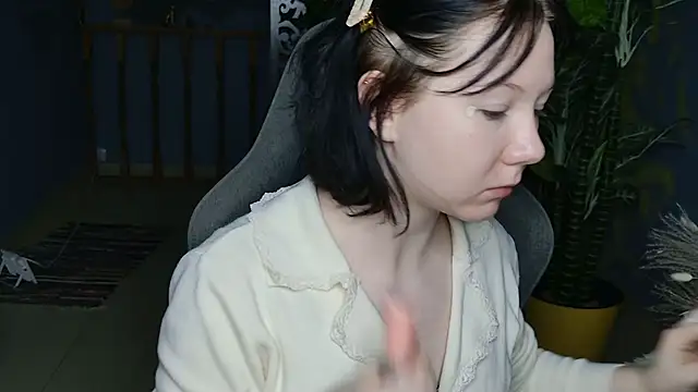 NancyMartinez online show from November 18, 5:08 am