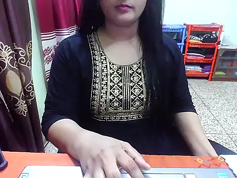 LovelyRose69 online show from November 1, 11:58 am