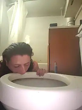 UniqueKorn86 online show from April 22, 5:54 pm