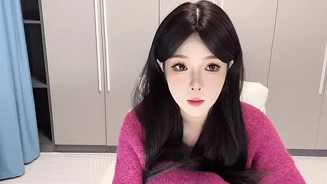 Q-ing online show from October 14, 1:14 pm