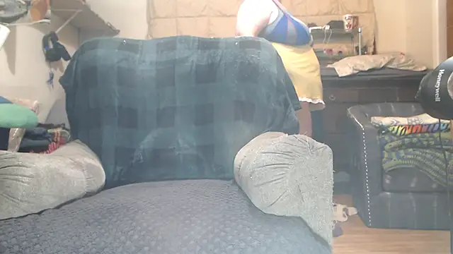 ladyscarlotta online show from March 24, 9:31 pm