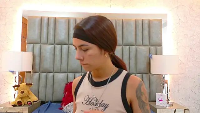 NicoleEsposito online show from January 13, 1:22 am